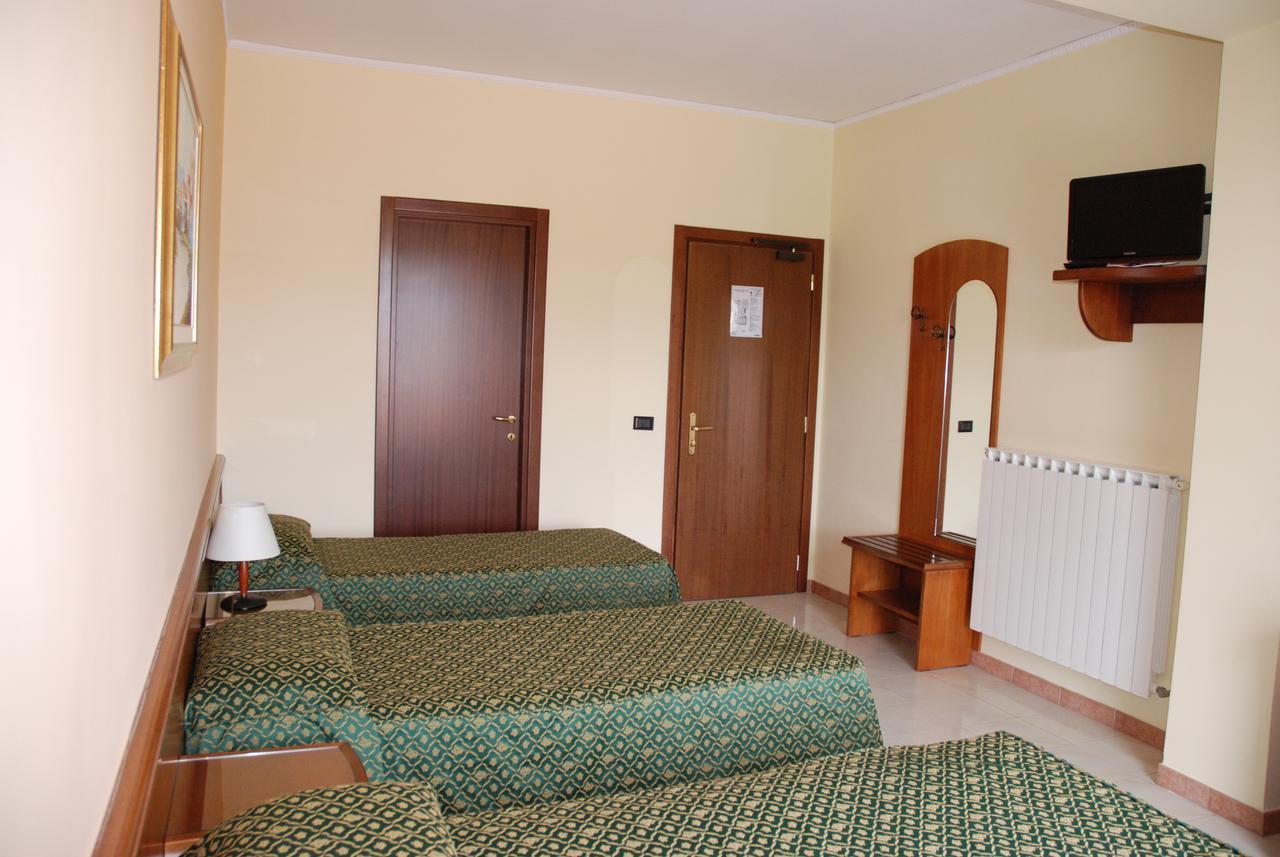 Ristorante Albergo 7Bello Caposele Esterno foto